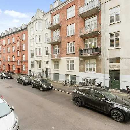 Homely And Spacious In Cph 哥本哈根