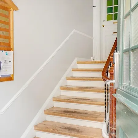 Homely And Spacious In Cph *